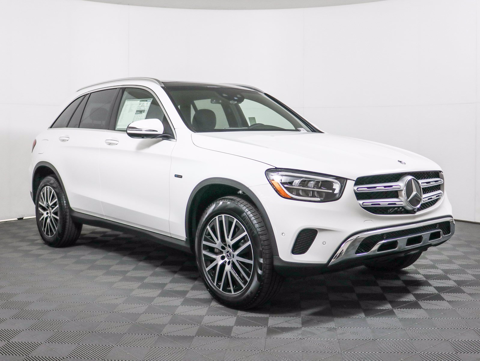 New Mercedes Benz Glc Glc 350 Suv In Riverside n Walter S Mercedes Benz Of Riverside