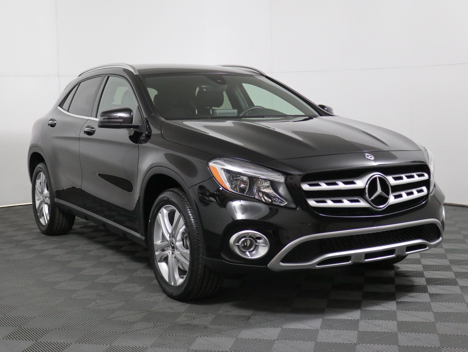 Certified Pre Owned 2018 Mercedes Benz Gla 250